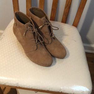 6.5 wedge beige booties